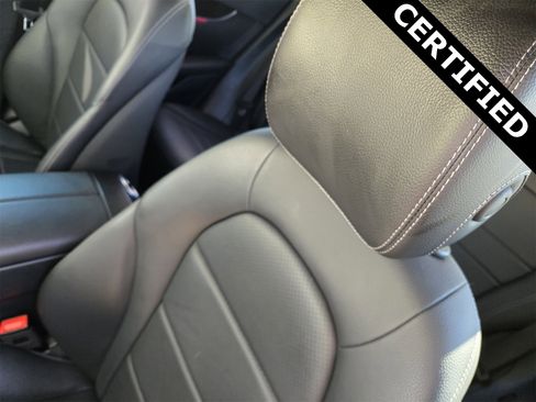 Certified 2021 Mercedes-Benz GLC 300 image 22