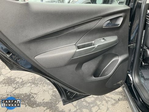 Used 2022 Chevrolet Bolt LT image 30