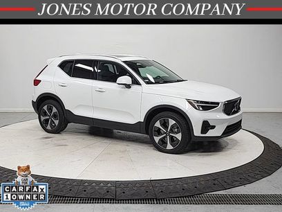 Used 2024 Volvo XC40 B5 Plus