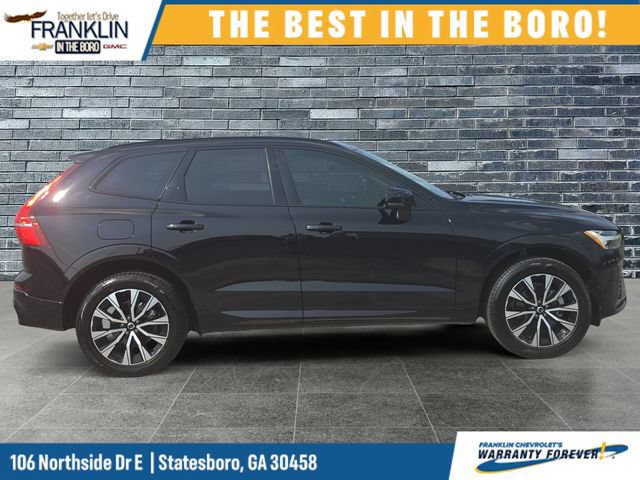 Used 2025 Volvo XC60 B5 Plus AWD/4WD image 7