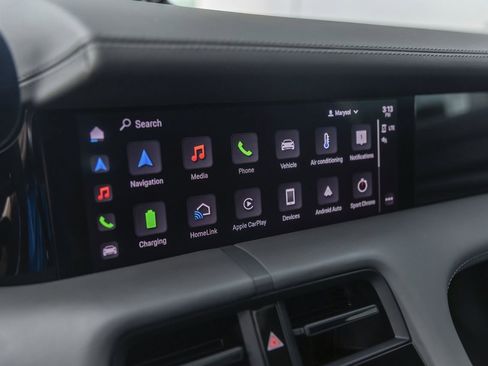 Used 2022 Porsche Taycan GTS AWD/4WD image 28