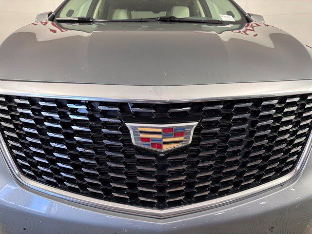 Used 2024 Cadillac XT5 Premium Luxury w/ Technology Package FWD image 5