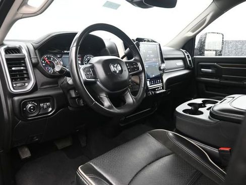 Used 2024 RAM 2500 Laramie w/ Safety Group AWD/4WD image 21