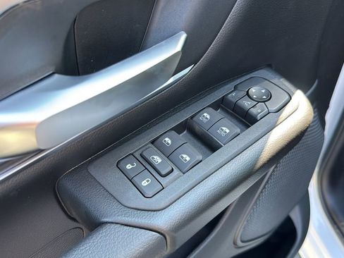 New 2026 RAM 1500 4x4 Crew Cab image 22