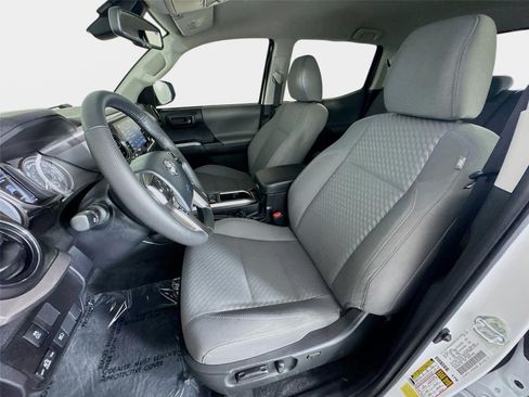 Used 2023 Toyota Tacoma SR5 w/ Technology Package RWD image 12