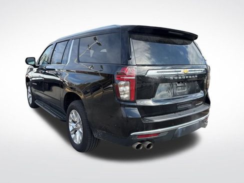 Used 2024 Chevrolet Suburban Premier image 8