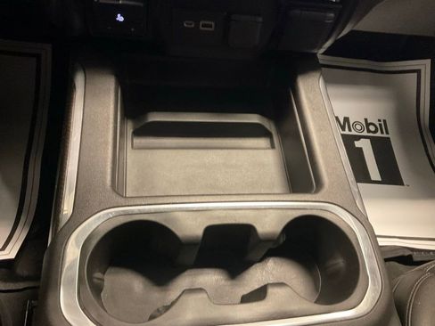 Used 2021 Chevrolet Silverado 1500 LT Trail Boss w/ Convenience Package II image 16