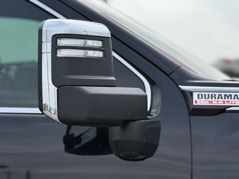 Used 2024 GMC Sierra 2500 Denali w/ Denali Reserve Package image 9