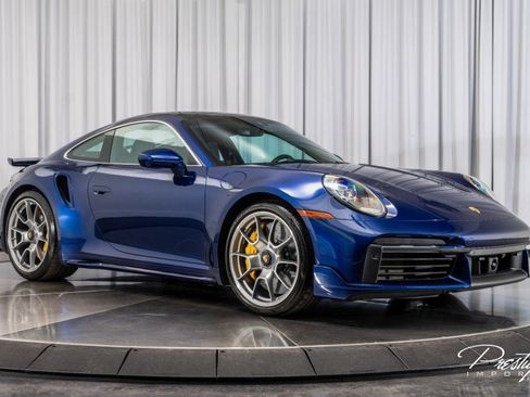 Used 2022 Porsche 911 Turbo image 21