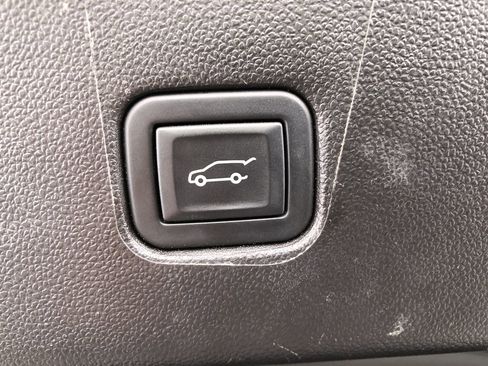 Used 2024 Chevrolet Blazer LT w/ Convenience Package image 10