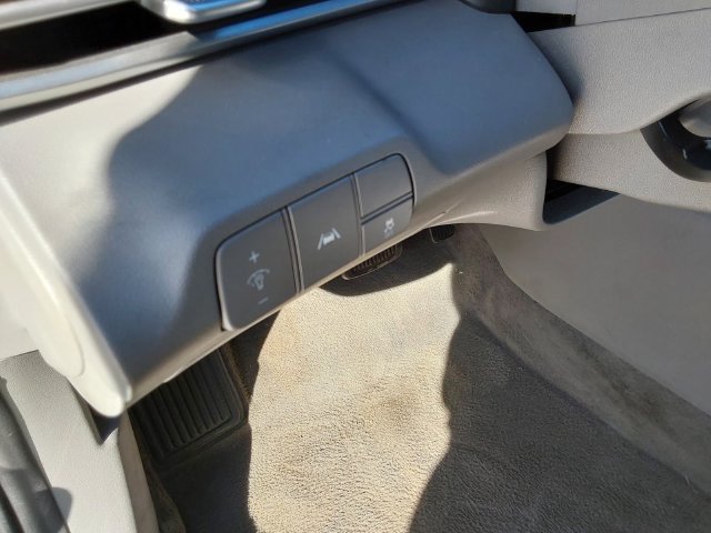 Used 2023 Hyundai Elantra SEL FWD image 22