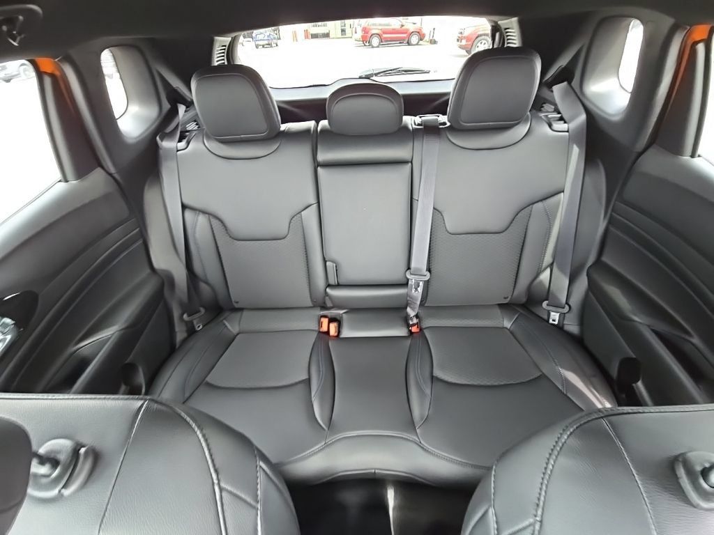 New 2026 Jeep Compass Latitude AWD/4WD image 36