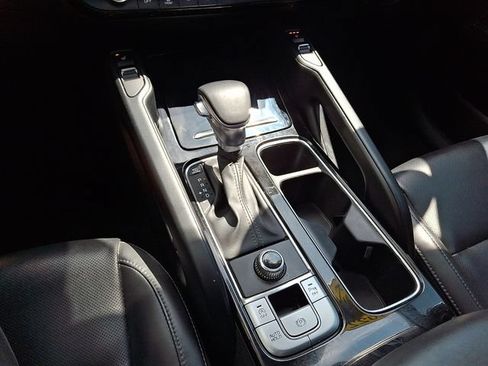 Used 2022 Kia Telluride S FWD image 16