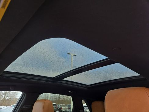 Certified 2024 Cadillac XT5 Premium Luxury image 30