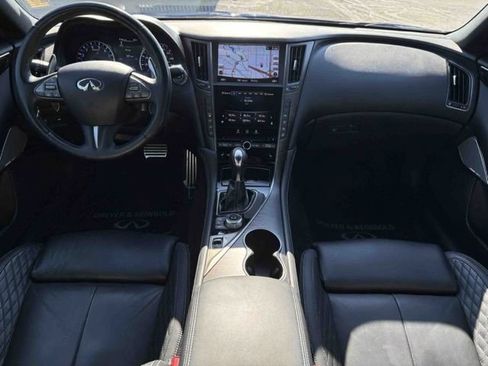 Used 2017 INFINITI Q50 Red Sport 400 AWD/4WD image 18