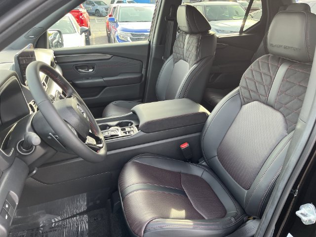 New 2026 Honda Pilot Black Edition image 22