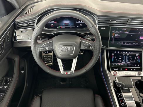 New 2026 Audi SQ8 Prestige image 13