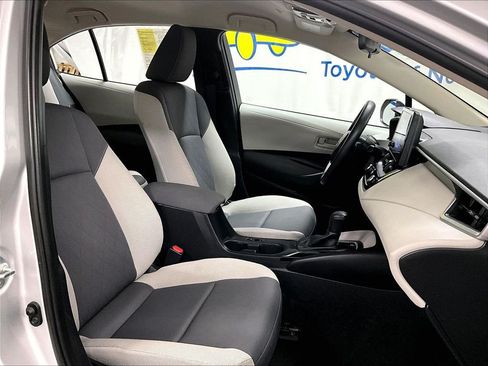 Used 2023 Toyota Corolla LE FWD image 11