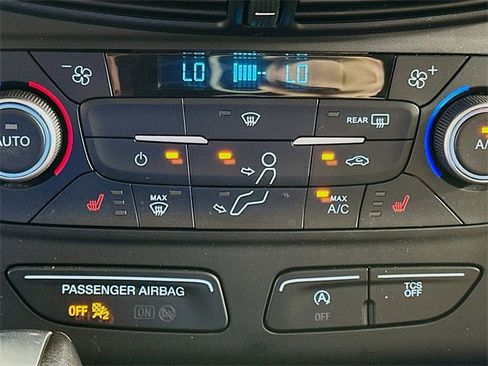 Used 2019 Ford Escape SEL image 19