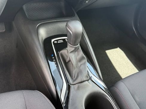 Used 2024 Toyota Corolla SE FWD image 19
