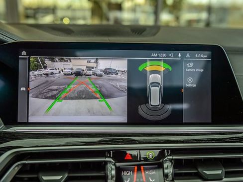 Used 2020 BMW X7 xDrive40i w/ M Sport Package image 19