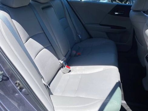 Used 2017 Honda Accord EX-L image 22