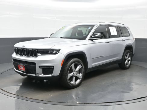 Used 2021 Jeep Grand Cherokee L Limited AWD/4WD image 2