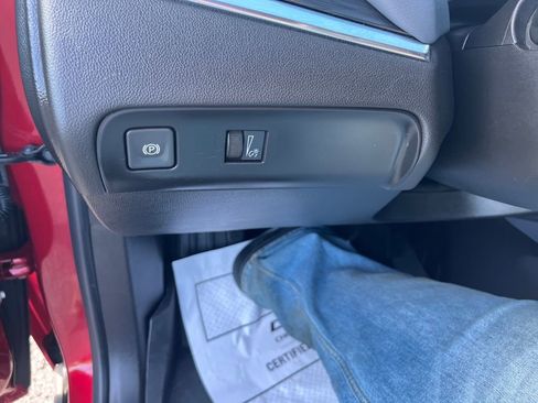 Used 2024 Buick Enclave Essence w/ Experience Buick Package image 13