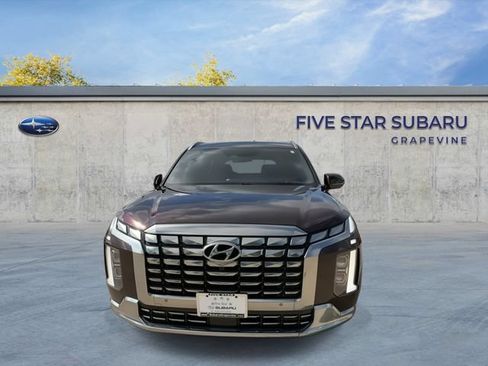 Used 2024 Hyundai Palisade Calligraphy FWD image 3