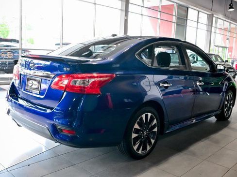 Used 2017 Nissan Sentra SR w/ Electronics Package FWD image 5