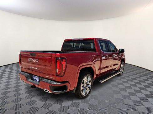 Used 2024 GMC Sierra 1500 Denali w/ Denali Reserve Package AWD/4WD image 4