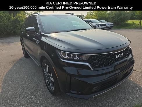 Certified 2023 Kia Sorento EX AWD/4WD image 9