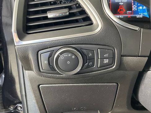 Used 2021 Ford Edge Titanium w/ Canadian Touring Package AWD/4WD image 14
