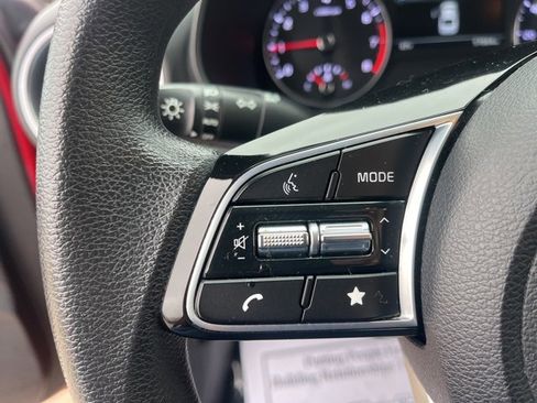 Used 2023 Kia Forte LXS image 17