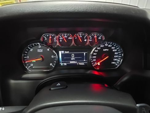 Used 2019 Chevrolet Tahoe LS AWD/4WD image 22