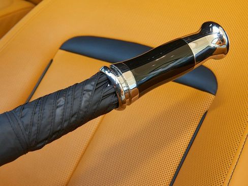 Certified 2022 Rolls-Royce Cullinan Black Badge w/ Leather Finishing Pack image 21