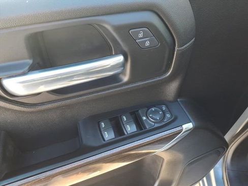 Used 2022 Chevrolet Silverado 1500 RST image 17