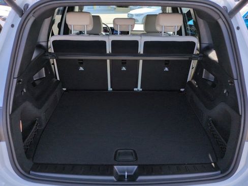 Used 2025 Mercedes-Benz GLB 250 image 13
