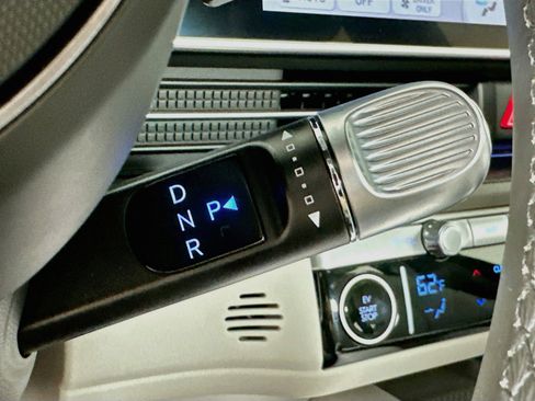 Used 2024 Hyundai Ioniq 6 SEL AWD/4WD image 25