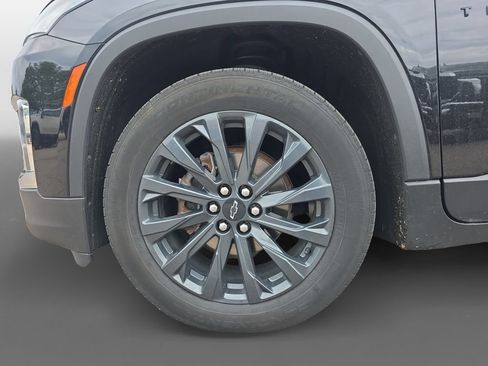 Used 2023 Chevrolet Traverse RS w/ LPO, Floor Liner Package AWD/4WD image 15