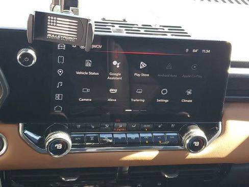 Used 2024 GMC Canyon AT4 w/ AT4 Premium Package image 4