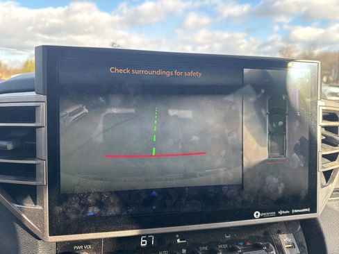 Used 2022 Toyota Tundra SR5 image 17