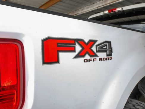 Used 2020 Ford F250 XL w/ Power Equipment Group AWD/4WD image 54