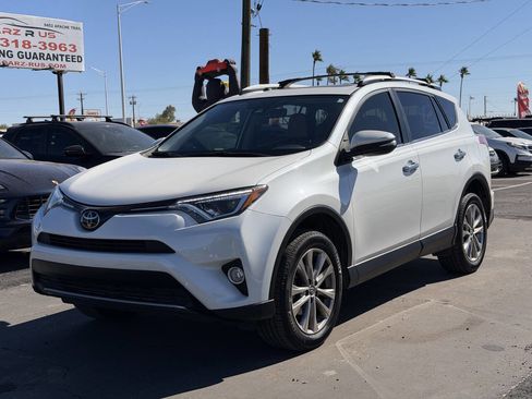 Used 2018 Toyota RAV4 Limited image 2