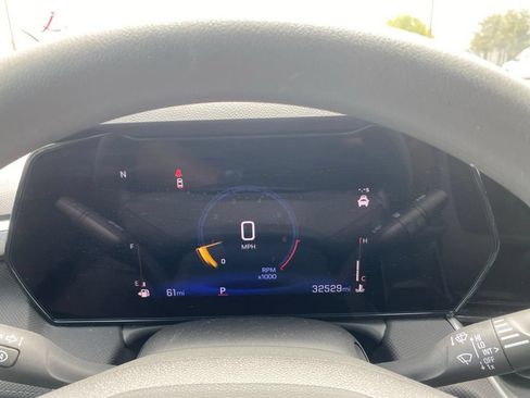 Used 2025 Chevrolet TrailBlazer LT FWD image 25