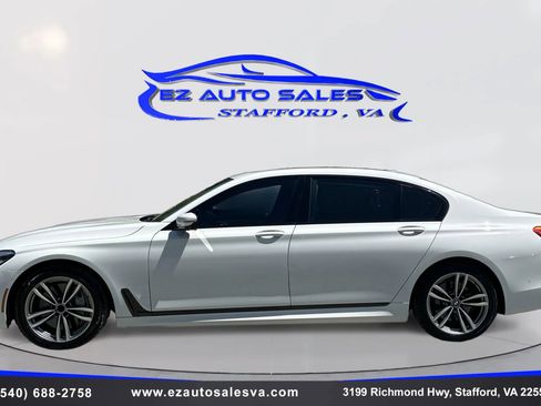 Used 2018 BMW 750i xDrive AWD/4WD image 8
