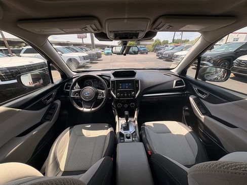 Used 2023 Subaru Forester Premium AWD/4WD image 28