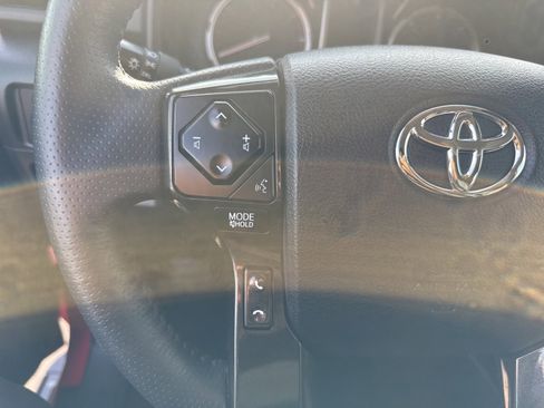 Certified 2024 Toyota 4Runner TRD Off-Road image 9