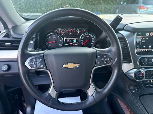 Used 2015 Chevrolet Tahoe LTZ RWD image 17