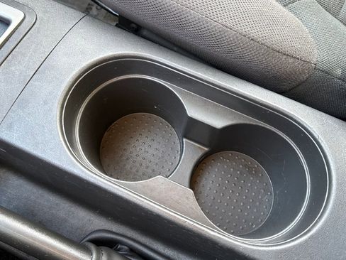 Used 2015 Nissan Frontier S image 33